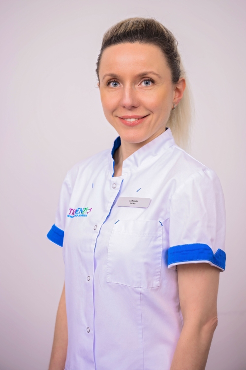 Mimi<br/>Tandarts, Praktijkhoudster<br/>BIG-nummer: 199 257 90 602<br/>Mondhygiëniste<br/>BIG-Nummer: 199 257 90 679 Mimi